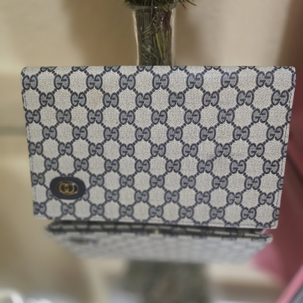 Gucci hand bag